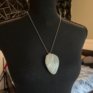 Sea shell necklace